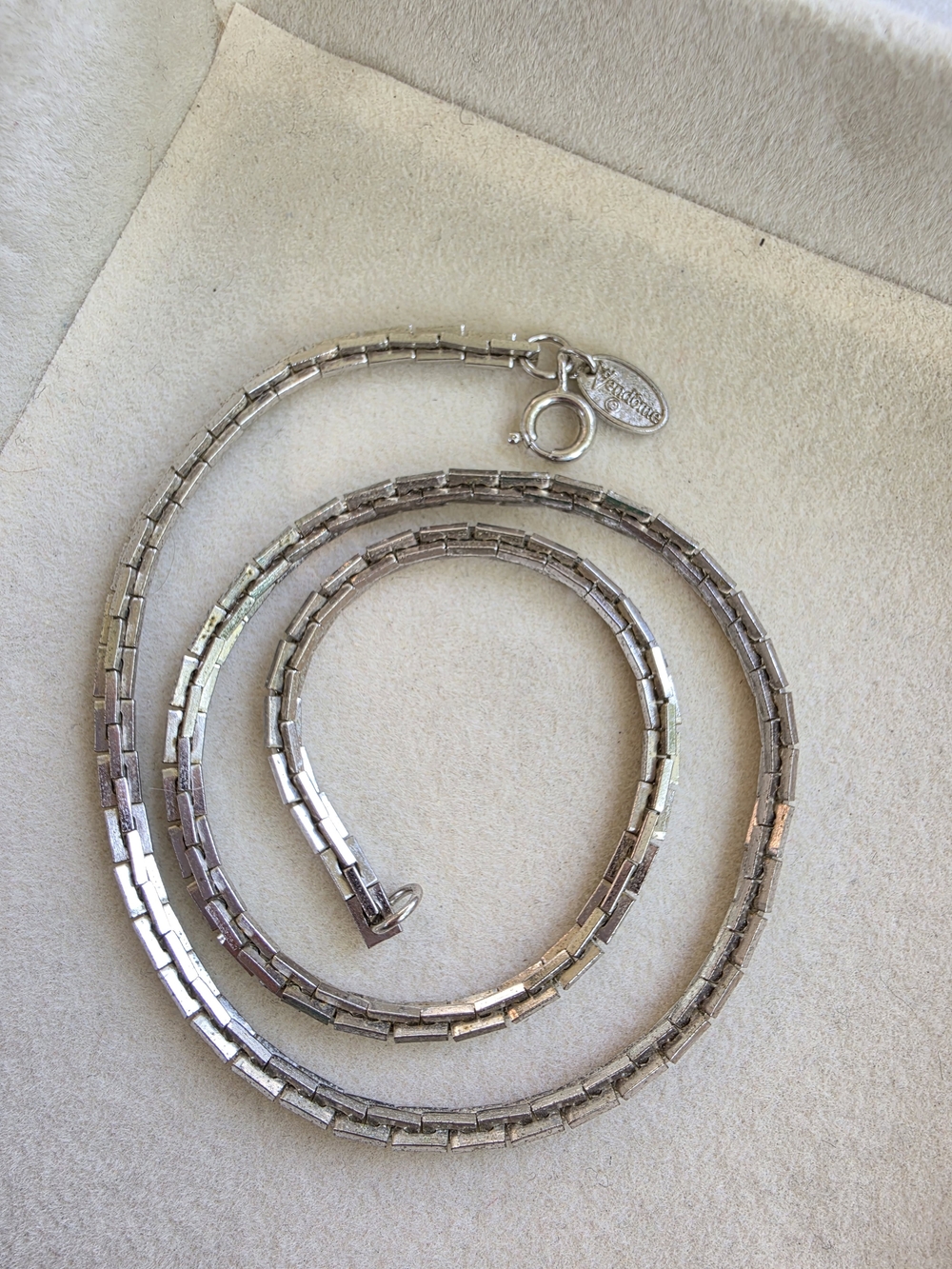 16" Box-Link Chain Necklace in Silver Finish
